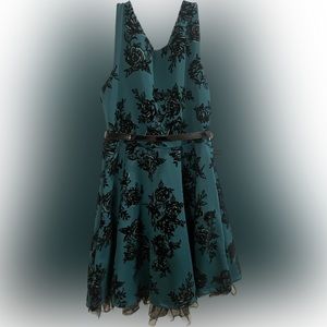 Knitworks girls dress size 10